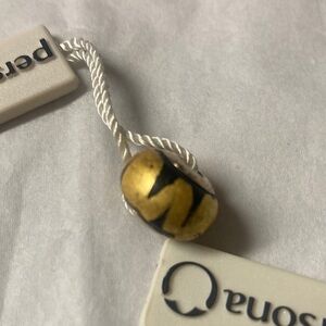 Persona charm
